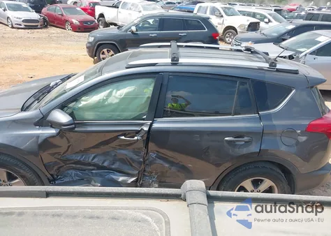 2015 Toyota Rav4 Xle из США, поврежденный, VIN JTMRFREV5FD103379